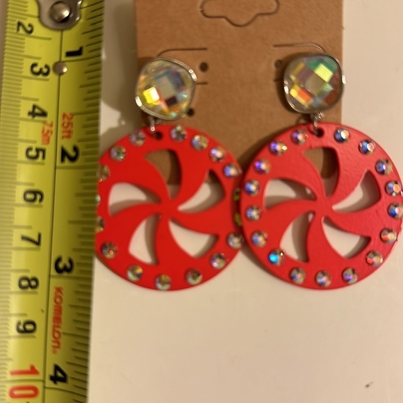 NWT A set of 3 red Christmas earrings with blings. - Picture 2 of 5